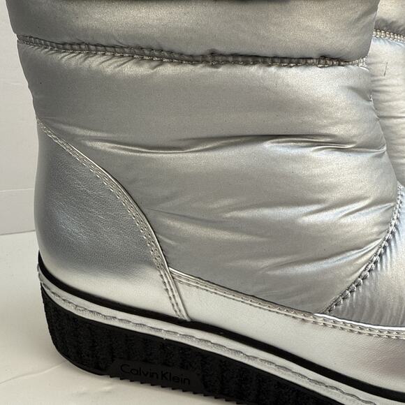 Calvin Klein Leonie Silver Winter Boots Women's Size 6 M Ankle NIB - Picture 3 of 10